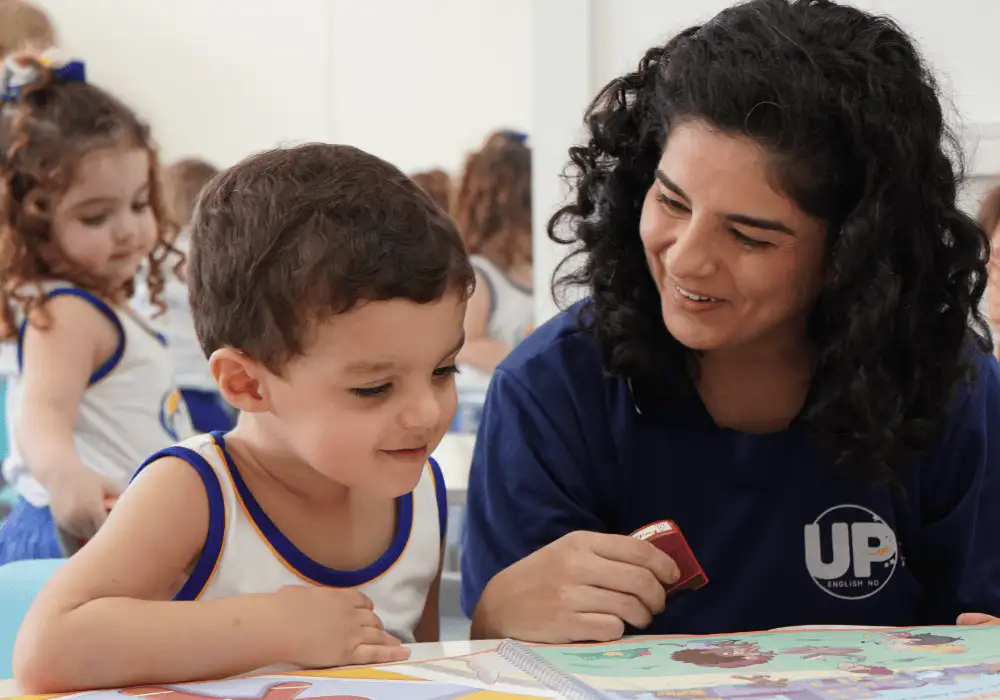 Professora e alunos do Clubinho ND